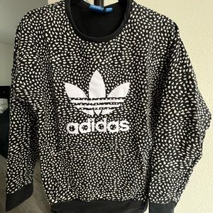 -SOLD- adidas Originals Trefoil Logo Heart Print Sweater